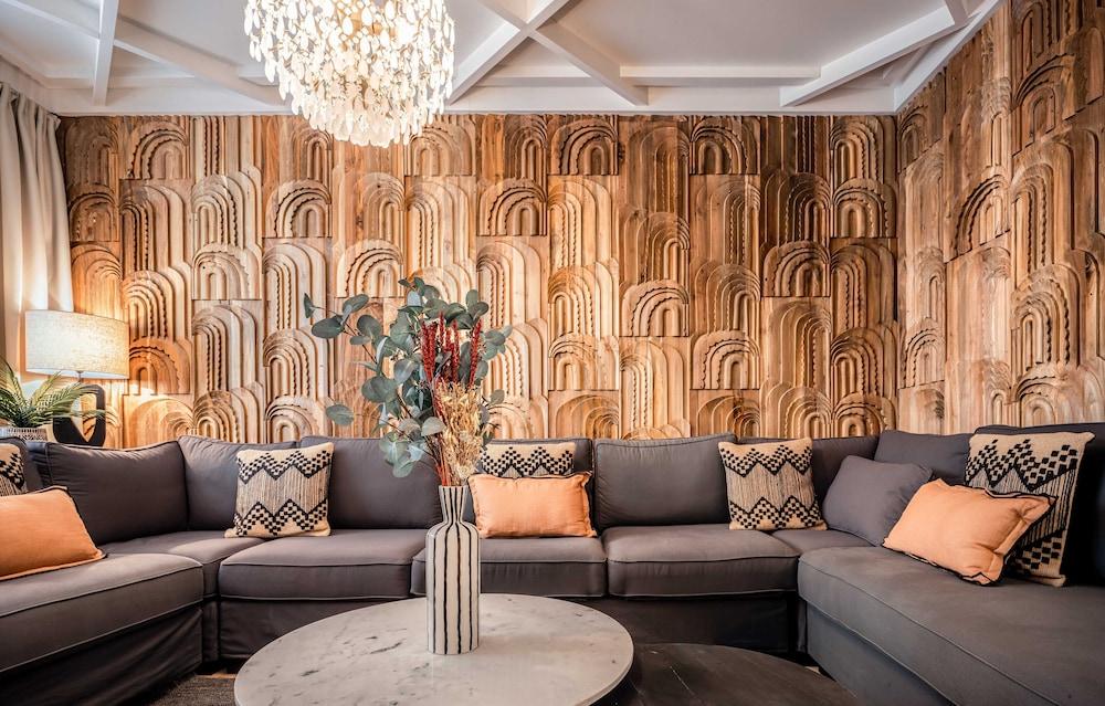 Maisons Du Monde & - Vieux Port Hotel 3*